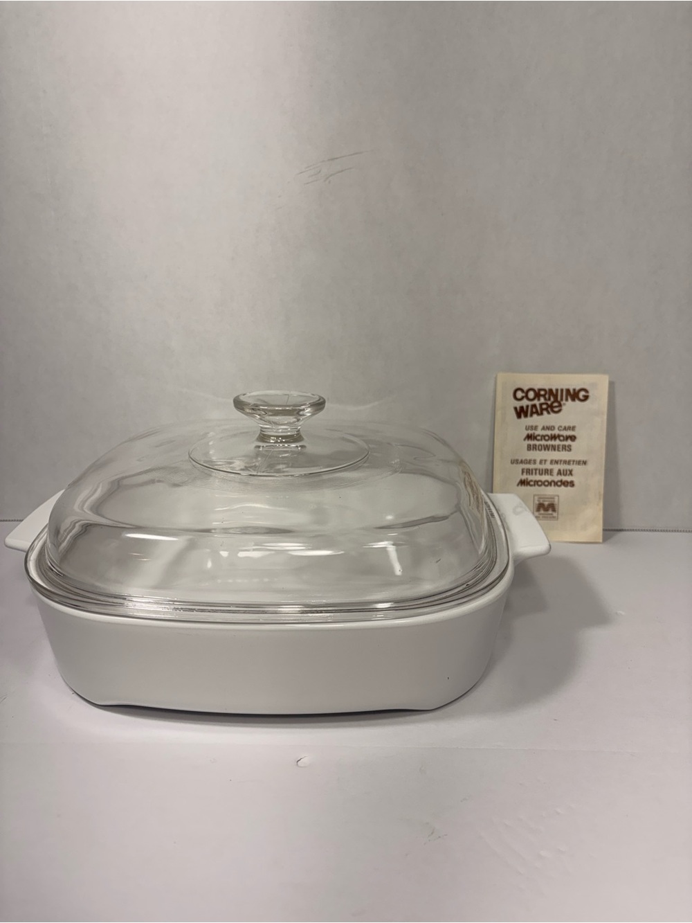 Vintage Corning Ware Microwave Browning Dish w/ Lid & Instructions